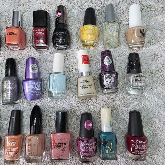 Lot of 40 Assorted Nail Polishes Gel, Glitter, Metallic, Matte Shades - Picture 9 of 16